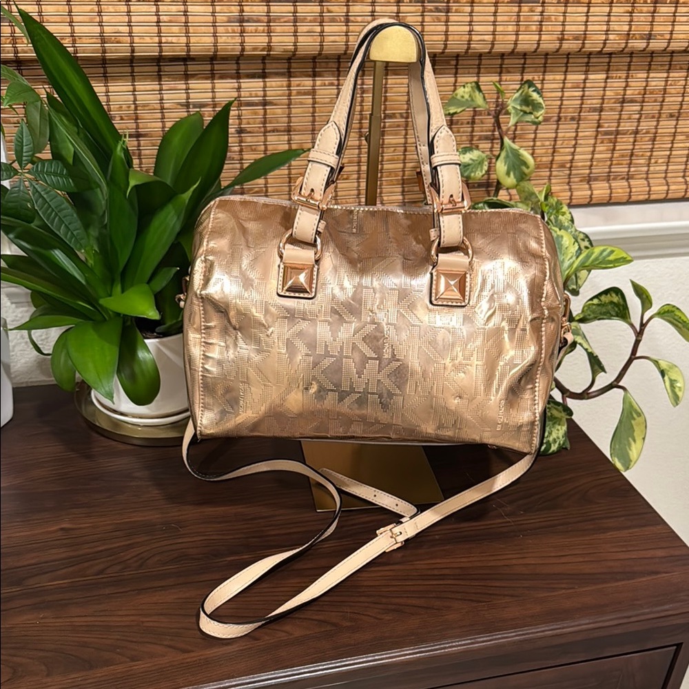Michael Kors Gold Satchel with Luxurious Finish - Picture 7 of 12